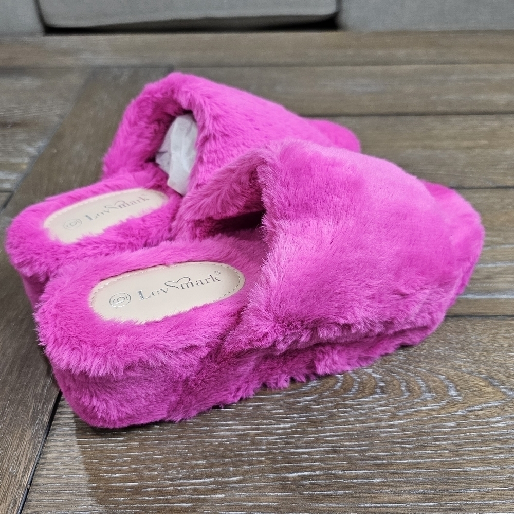 Lov Mark "The Jasmin Slipper"